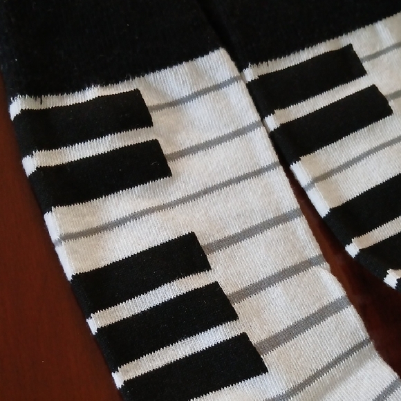 Two Left Feet Fun Patterned Socks Set - Picture 12 of 12
